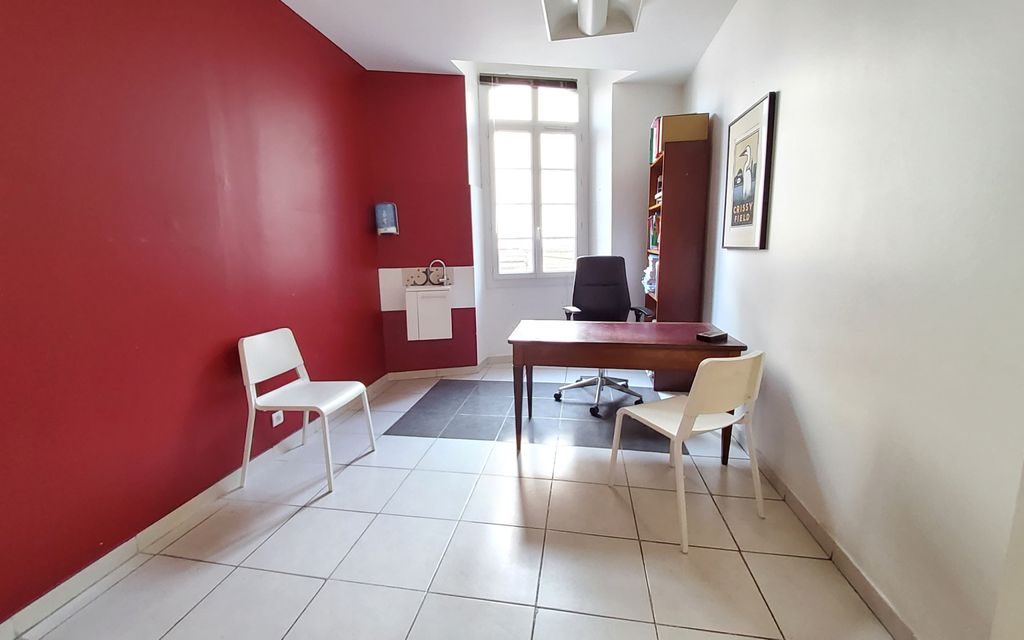 Achat appartement à vendre 3 pièces 59 m² - Cuers