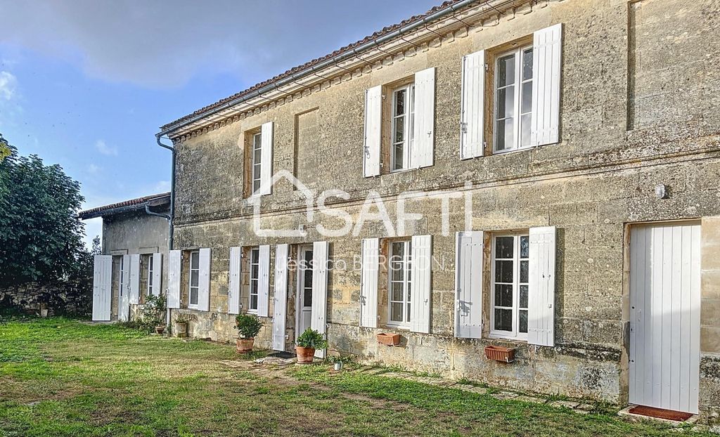 Achat maison à vendre 4 chambres 154 m² - Saint-Émilion