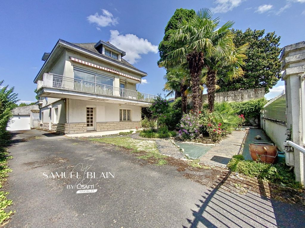 Achat maison à vendre 4 chambres 220 m² - Saumur