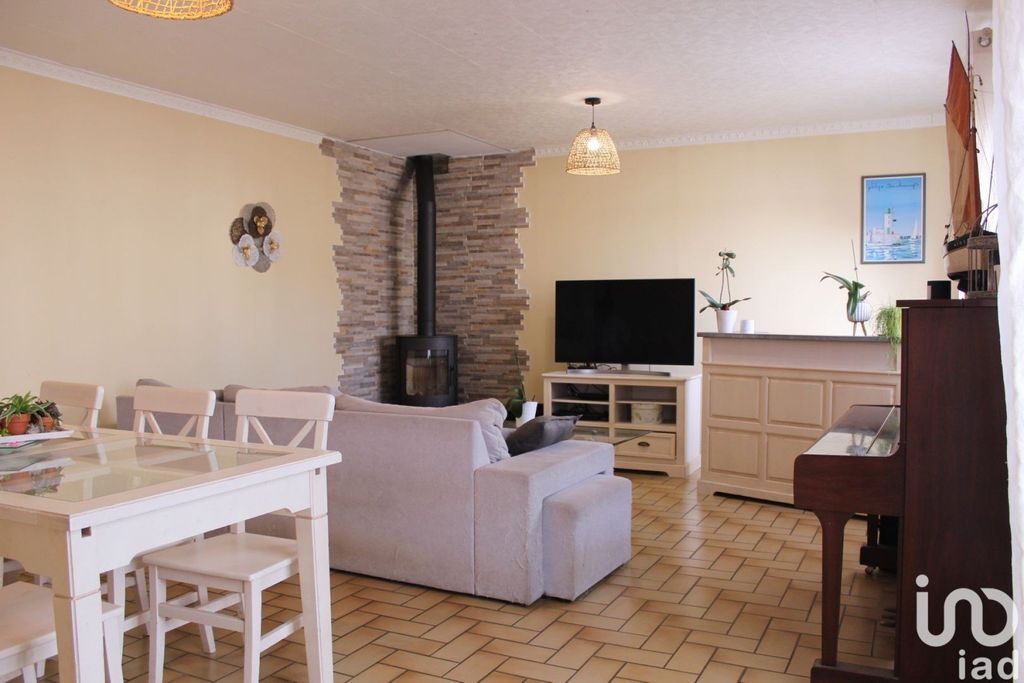 Achat maison à vendre 3 chambres 92 m² - Chemillé-en-Anjou