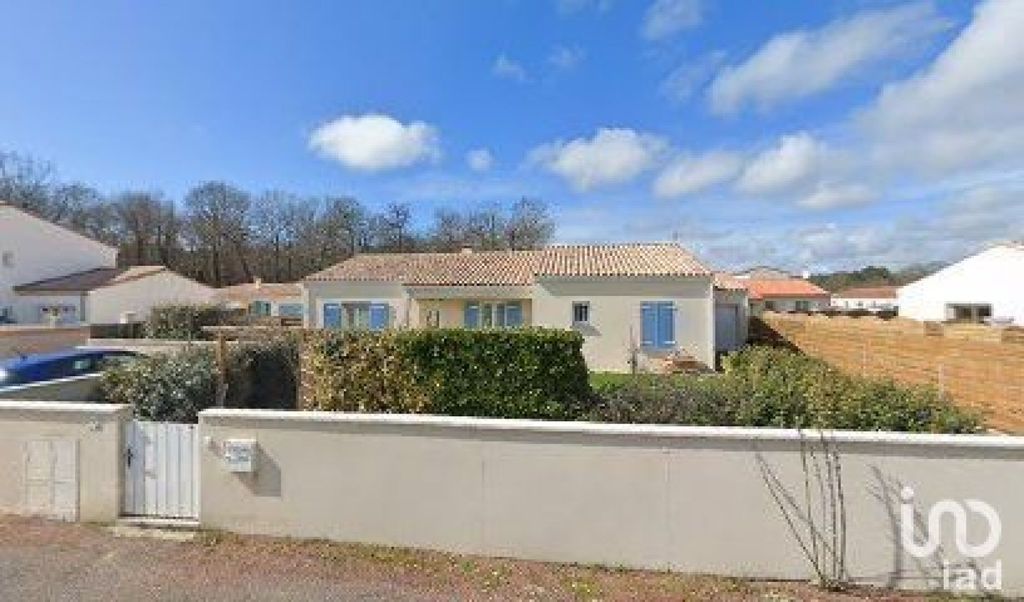 Achat maison à vendre 3 chambres 120 m² - Royan