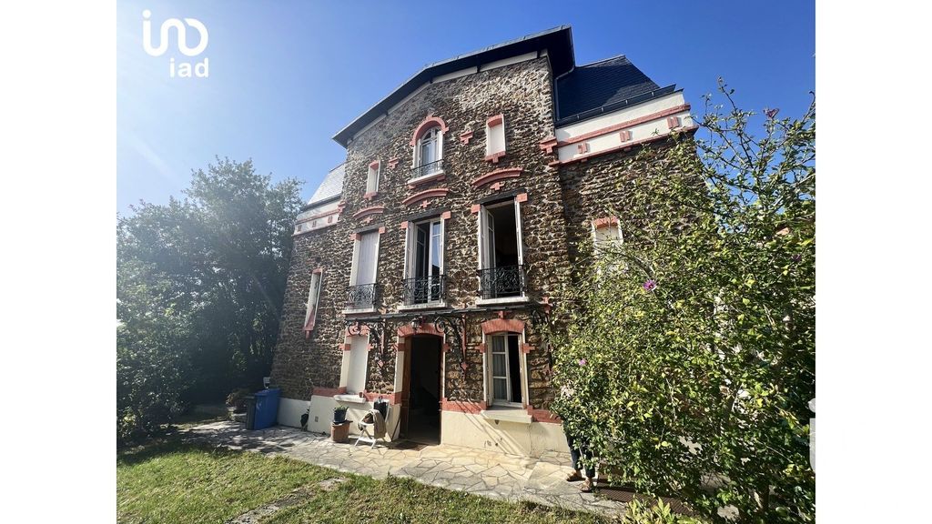 Achat maison à vendre 4 chambres 192 m² - Rosny-sous-Bois