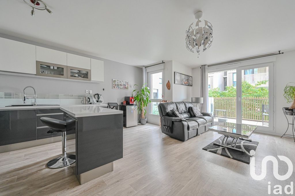 Achat appartement à vendre 3 pièces 64 m² - Nanterre