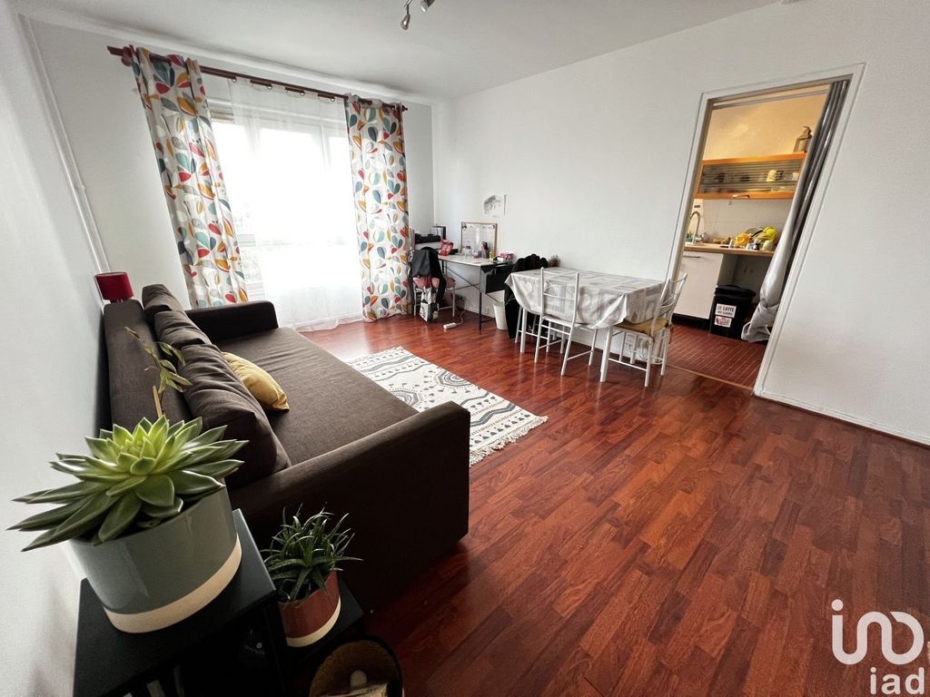 Achat appartement à vendre 2 pièces 52 m² - Bagnolet