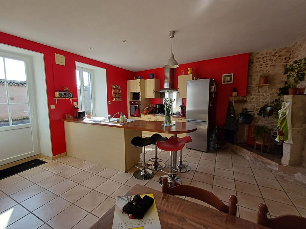 Achat maison 5 chambre(s) - Fontenay-le-Comte