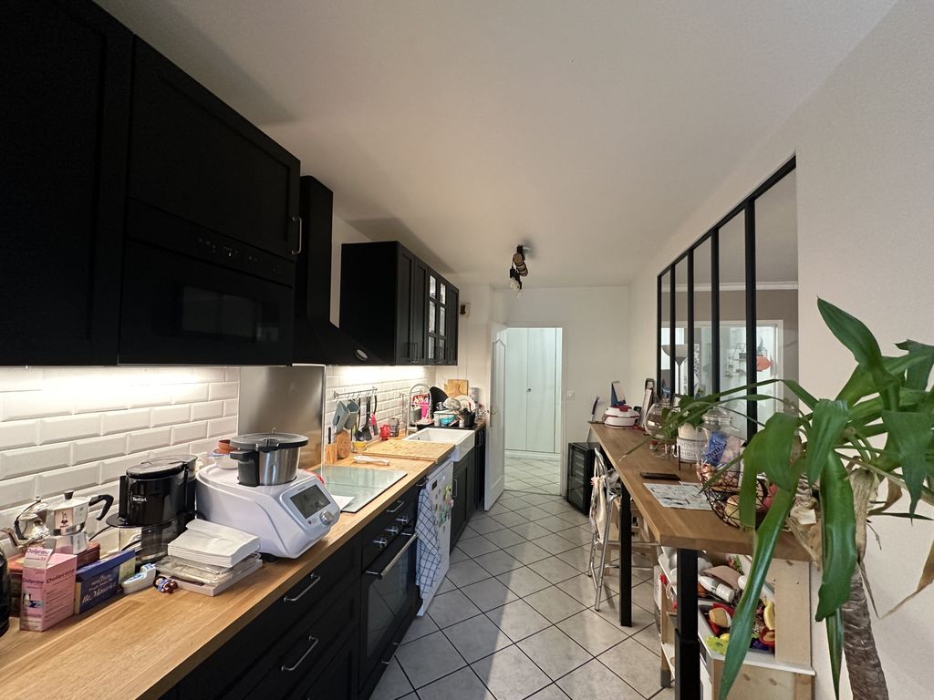 Achat appartement à vendre 5 pièces 95 m² - Vaires-sur-Marne