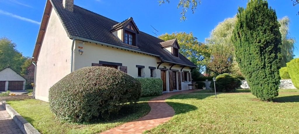 Achat maison à vendre 5 chambres 217 m² - Longueville