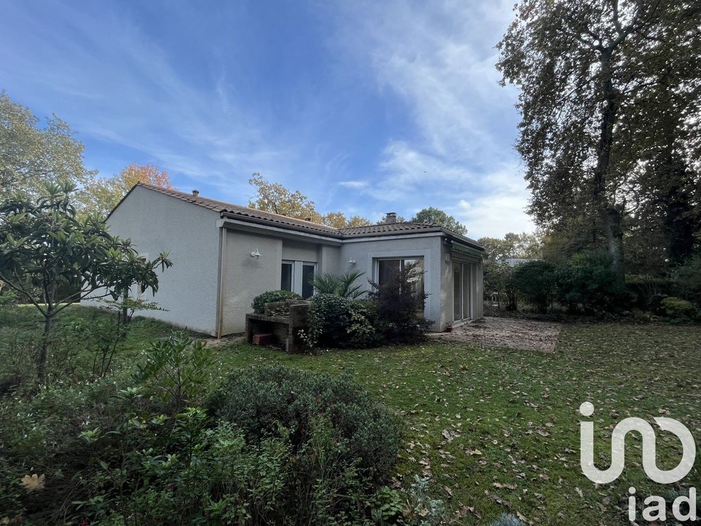 Achat maison à vendre 4 chambres 129 m² - Pessac