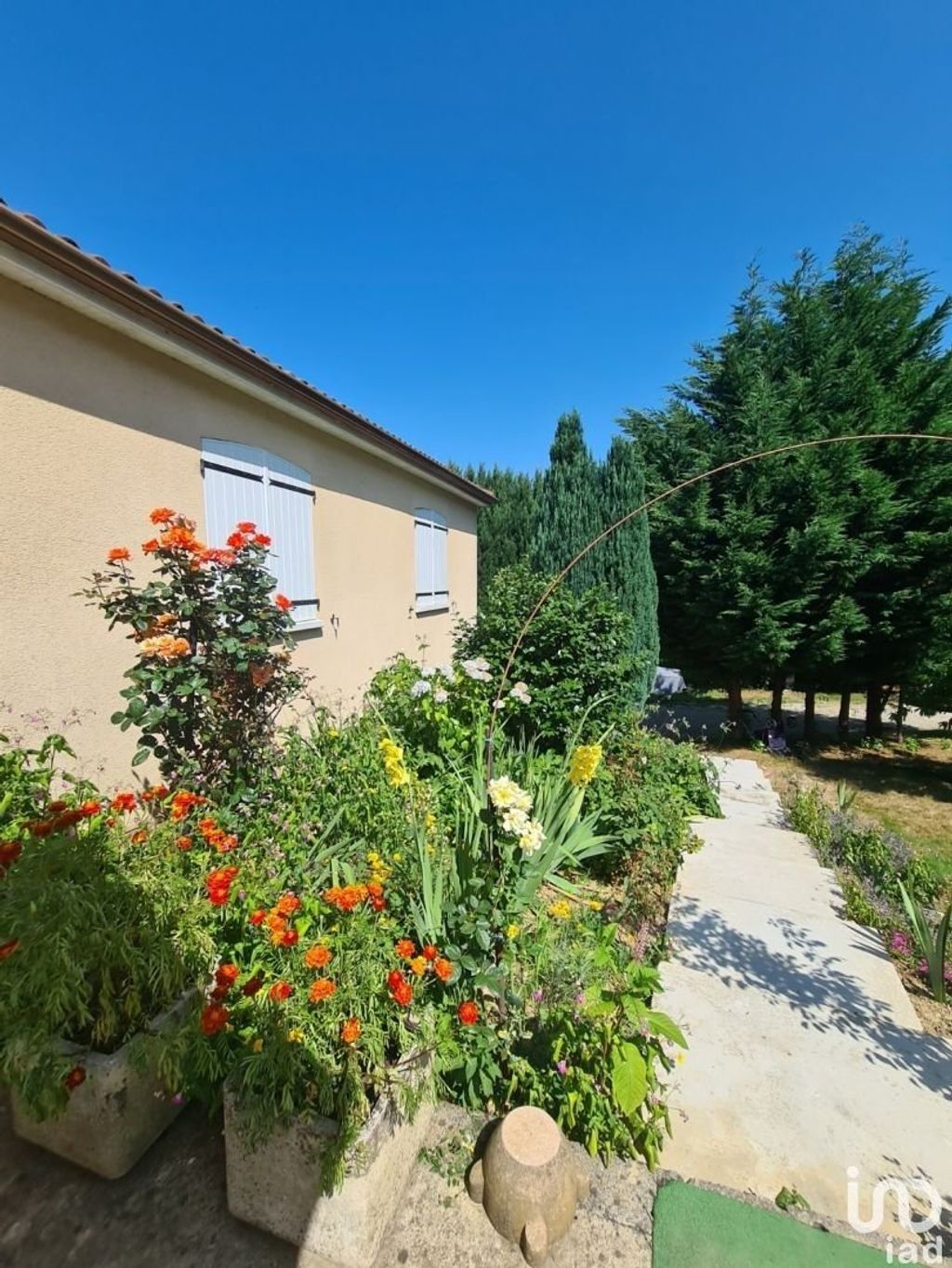 Achat maison à vendre 3 chambres 110 m² - Chaillac-sur-Vienne