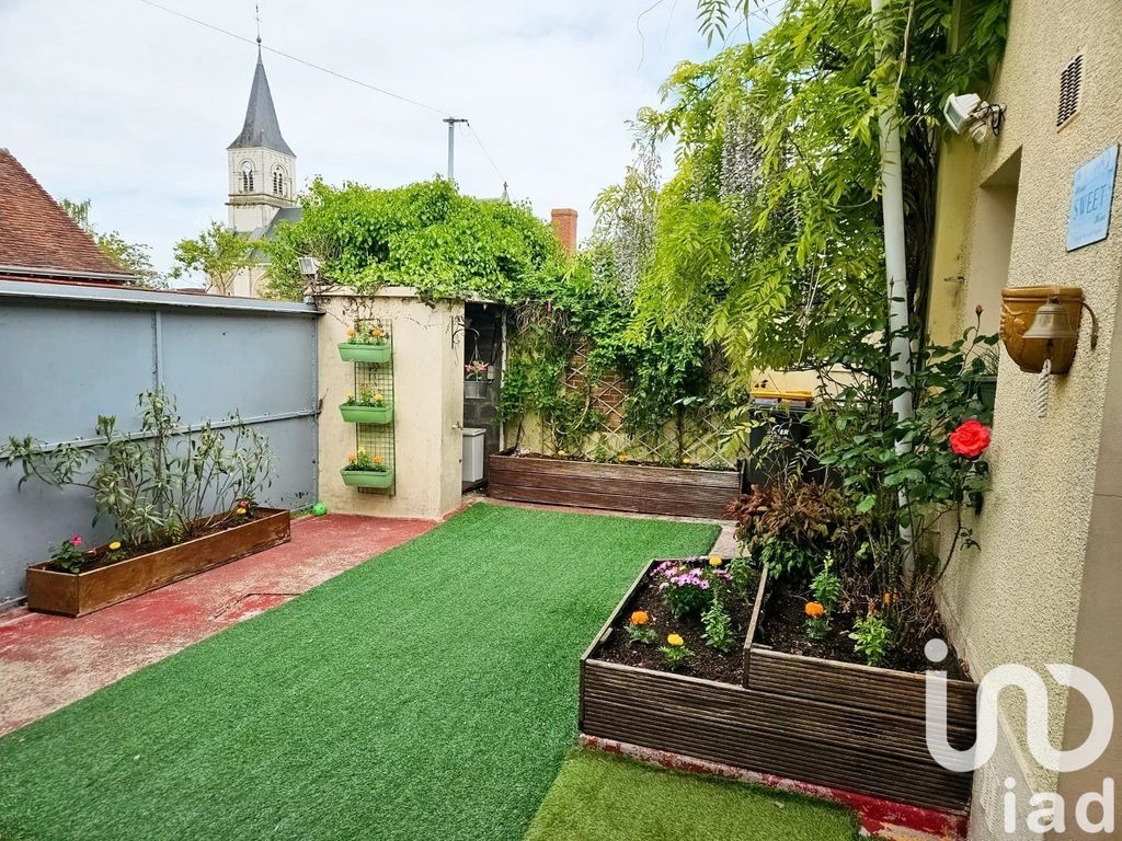 Achat maison à vendre 2 chambres 83 m² - Lésigny