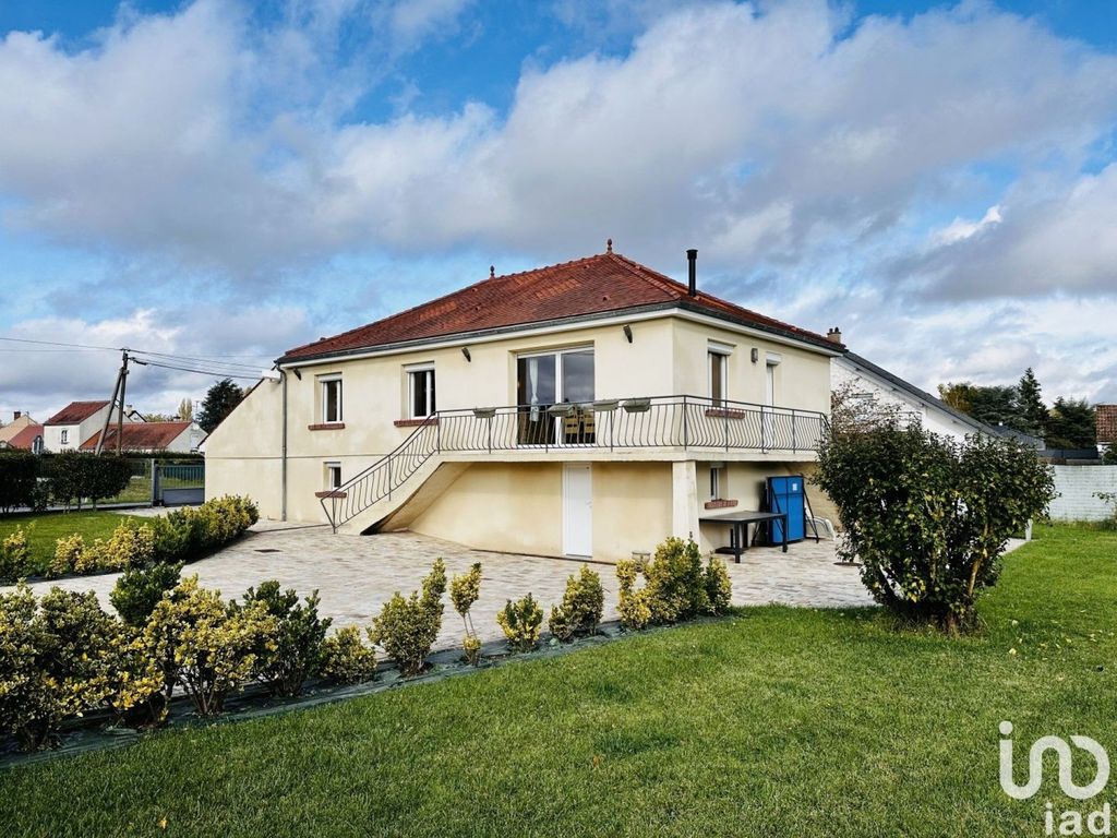Achat maison à vendre 4 chambres 128 m² - Saint-Jean-de-Braye