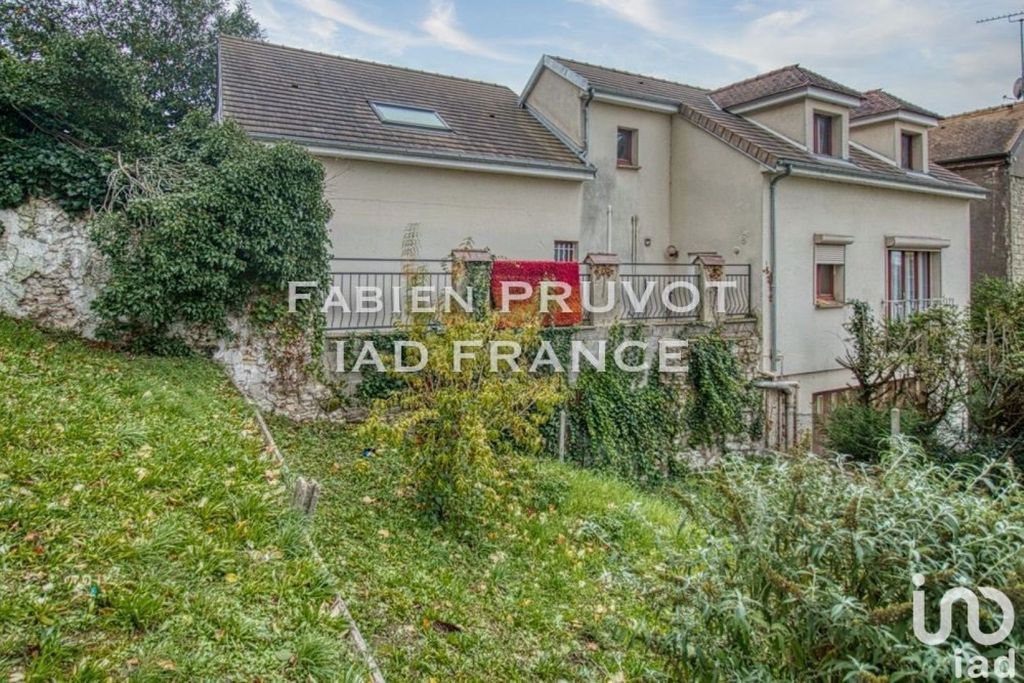 Achat maison à vendre 6 chambres 167 m² - La Frette-sur-Seine