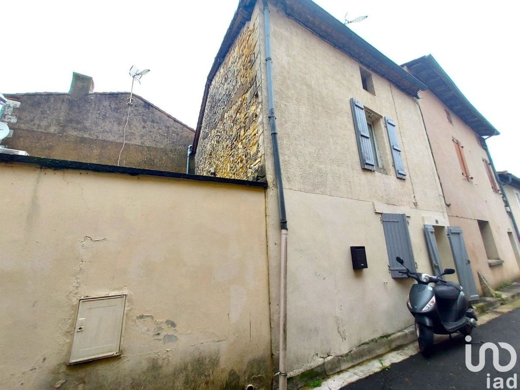 Achat maison à vendre 2 chambres 44 m² - La Rochefoucauld