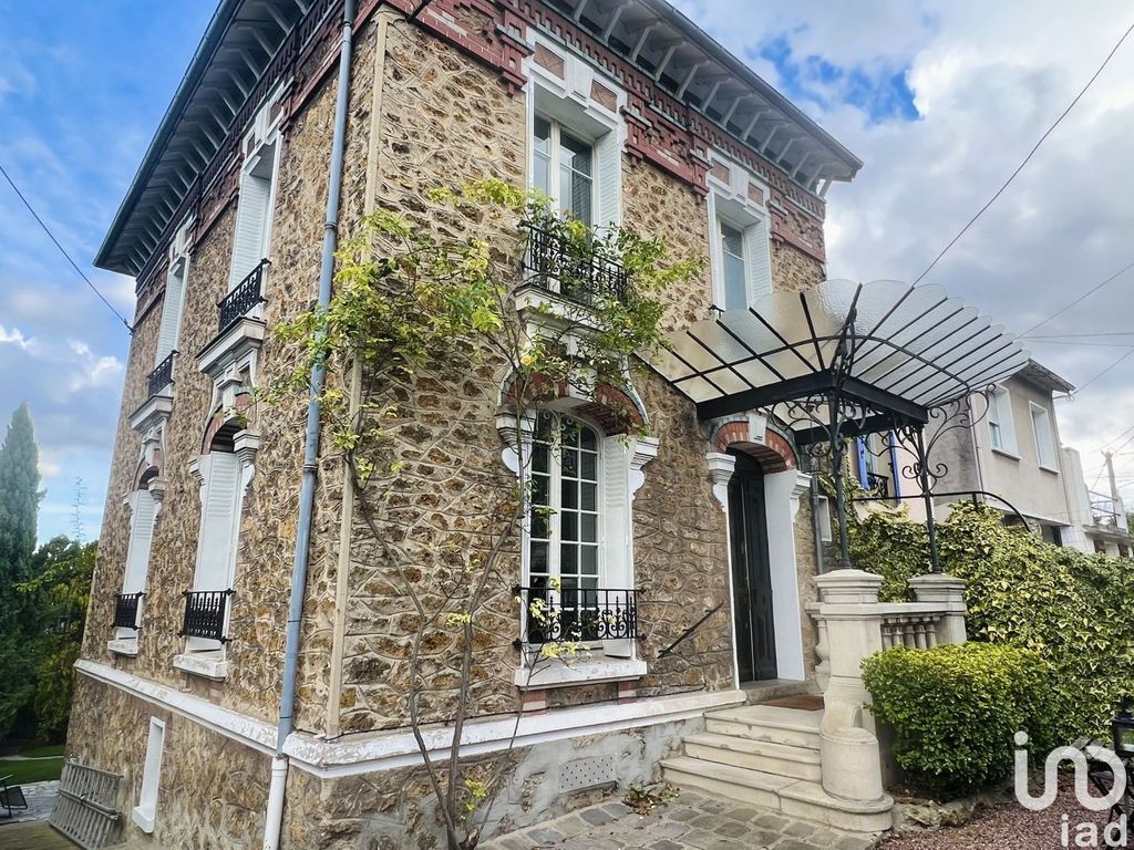 Achat maison à vendre 4 chambres 120 m² - Ablon-sur-Seine