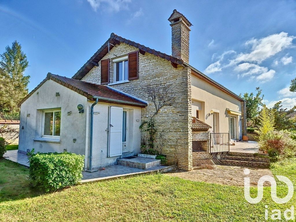 Achat maison à vendre 4 chambres 159 m² - Misy-sur-Yonne