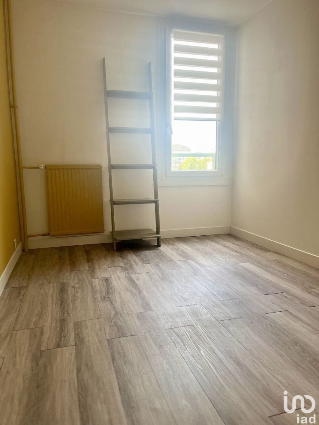 Achat appartement à vendre 5 pièces 96 m² - Champs-sur-Marne