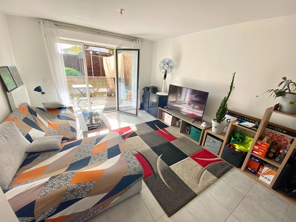 Achat appartement à vendre 2 pièces 43 m² - Pessac