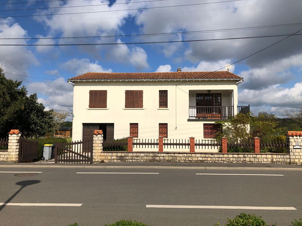 Achat maison à vendre 3 chambres 120 m² - Fontenay-le-Comte