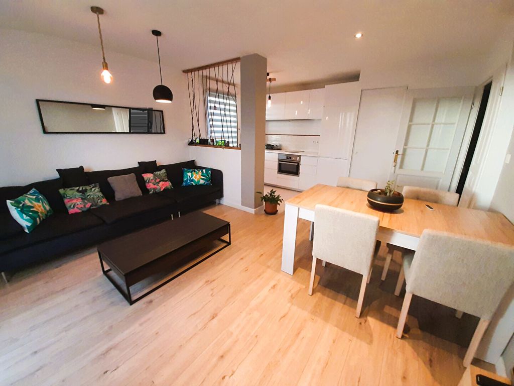 Achat appartement à vendre 3 pièces 61 m² - L'Isle-Jourdain
