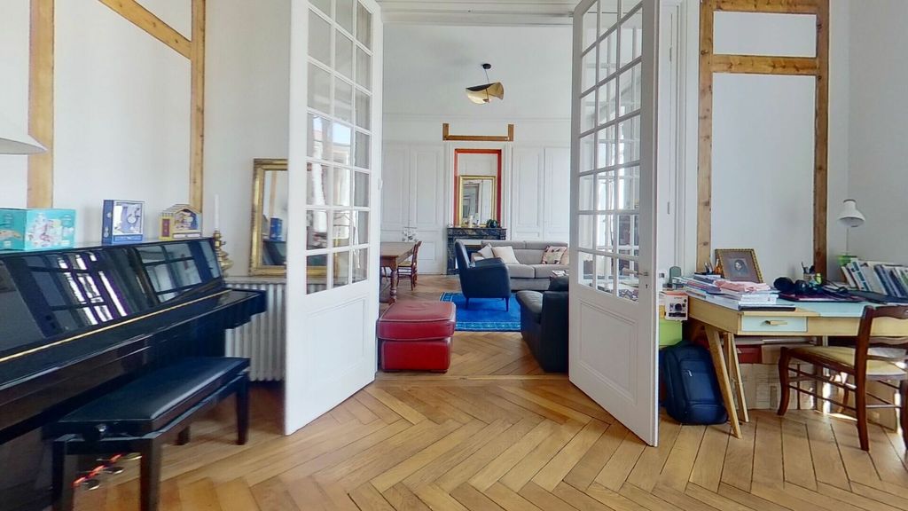Achat appartement à vendre 3 pièces 93 m² - Lyon 9ème arrondissement