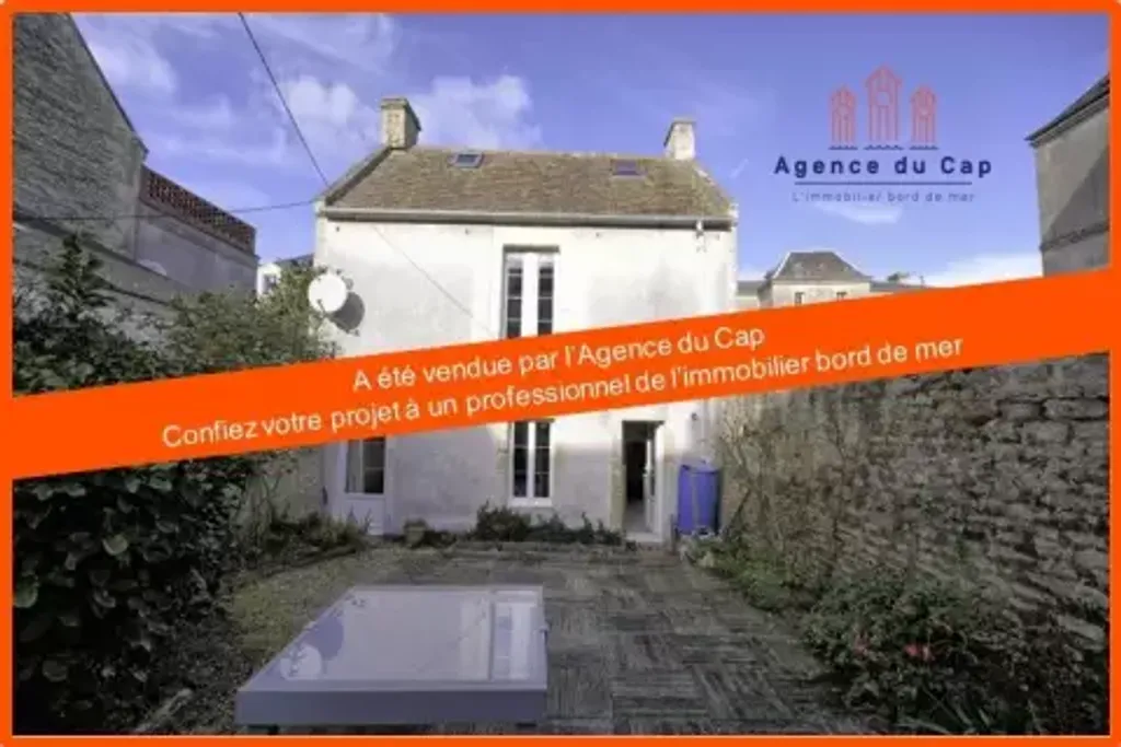 Achat maison à vendre 3 chambres 55 m² - Saint-Aubin-sur-Mer