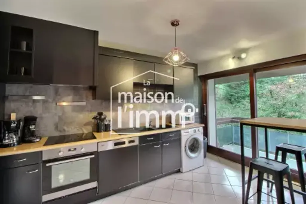 Achat maison 8 chambre(s) - Châtel