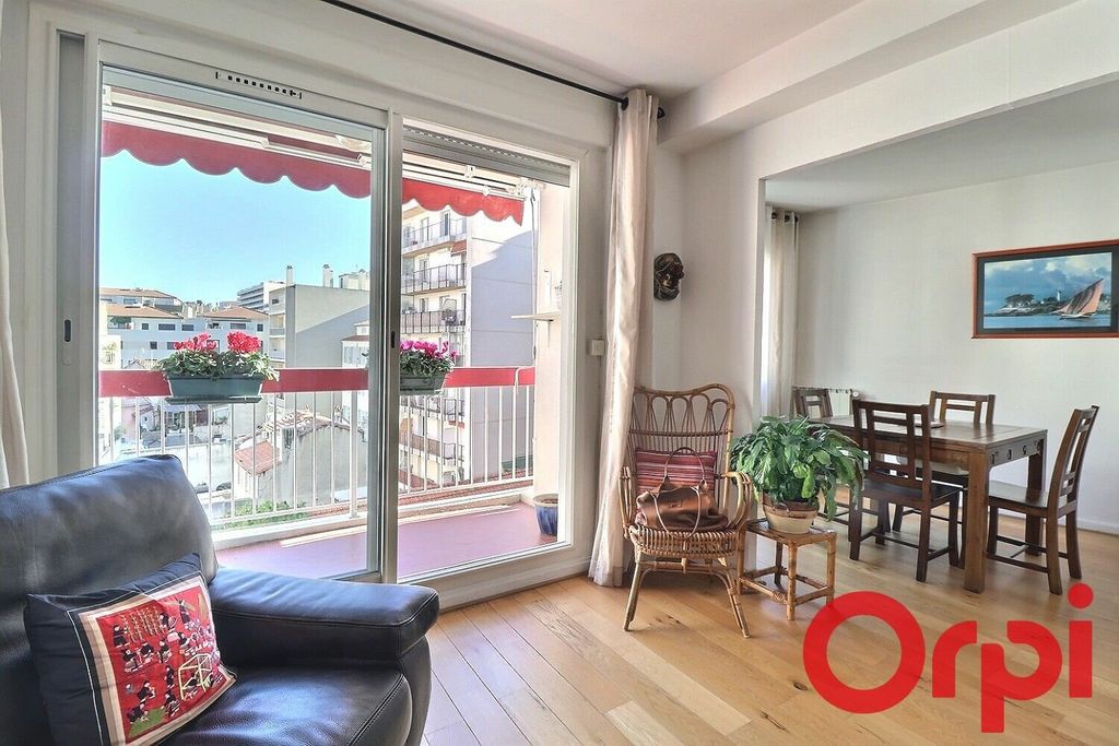 Achat appartement à vendre 3 pièces 72 m² - Marseille 7ème arrondissement