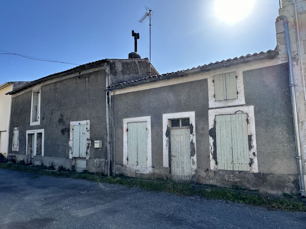 Achat maison à vendre 5 chambres 145 m² - Mortagne-sur-Gironde