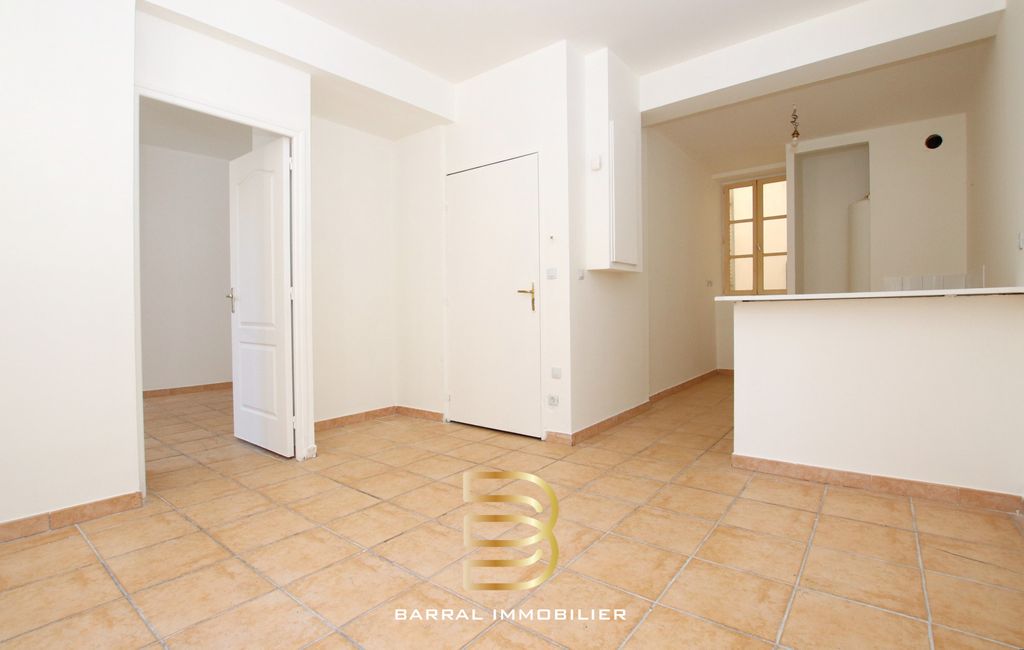 Achat appartement à vendre 2 pièces 44 m² - Marseille 1er arrondissement