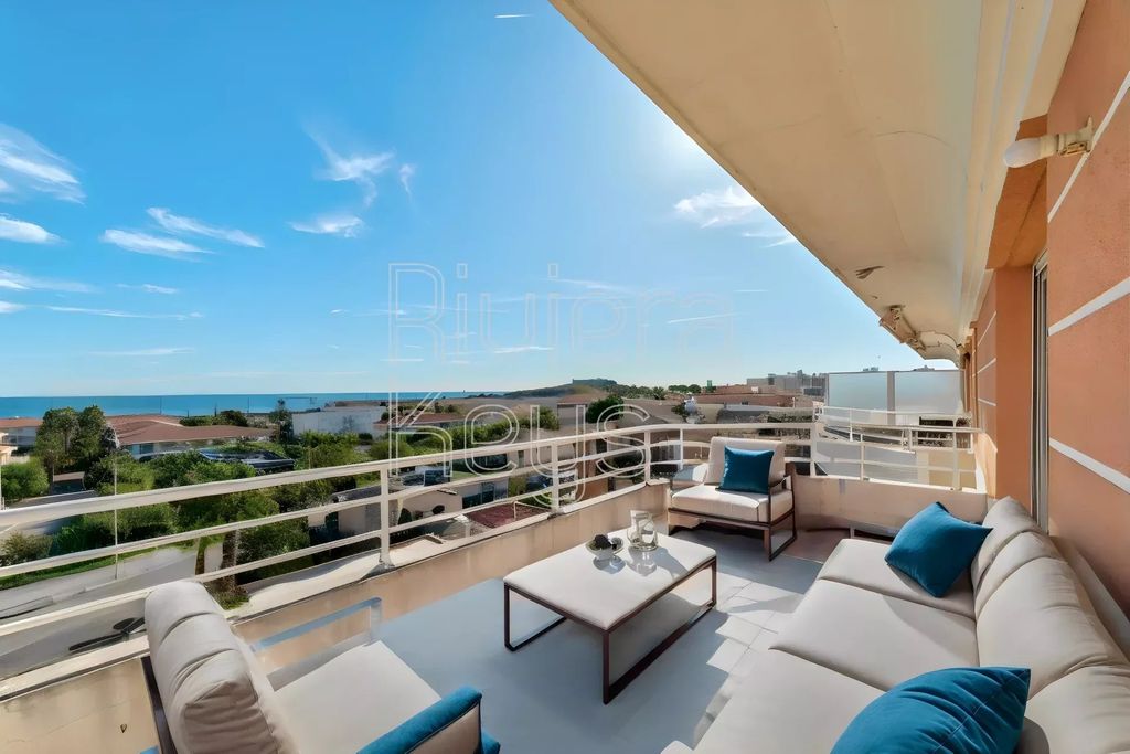 Achat appartement à vendre 3 pièces 62 m² - Antibes