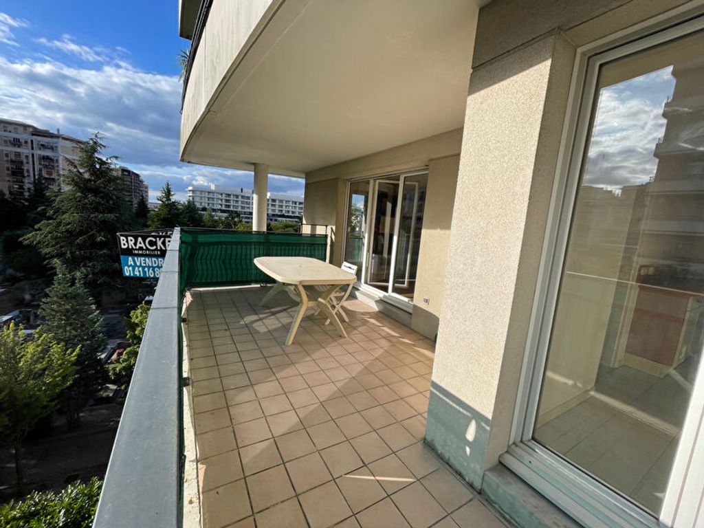 Achat appartement à vendre 4 pièces 90 m² - Courbevoie