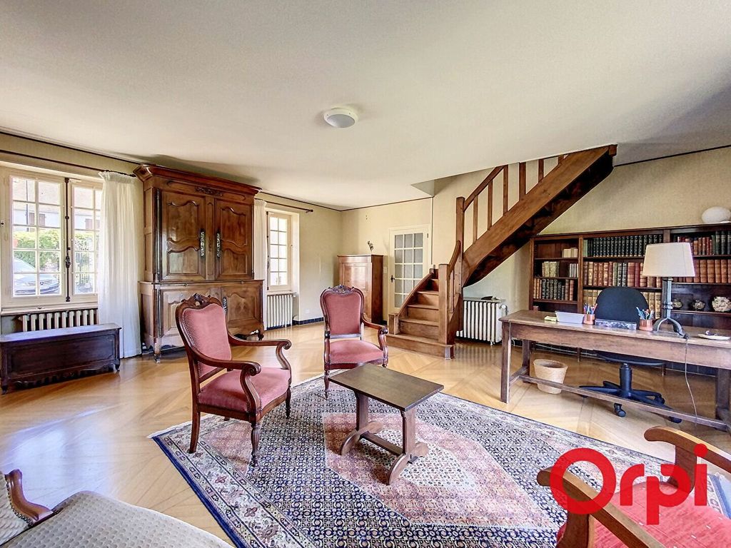 Achat maison à vendre 5 chambres 186 m² - Culan