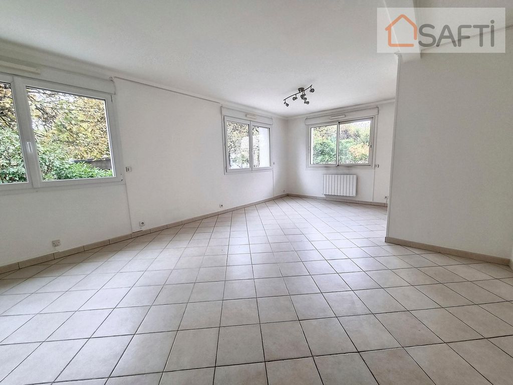 Achat maison à vendre 3 chambres 110 m² - Saint-Maur-des-Fossés