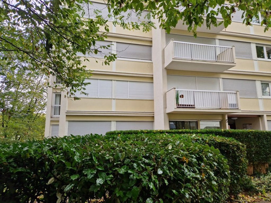 Achat appartement à vendre 3 pièces 68 m² - Le Plessis-Robinson