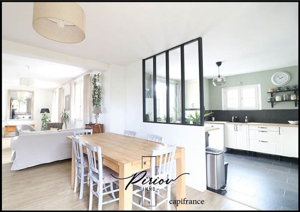 Achat maison à vendre 5 chambres 144 m² - Villebernier