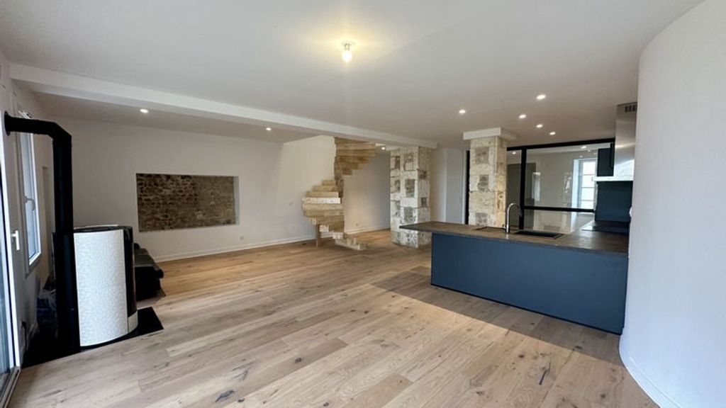 Achat maison à vendre 4 chambres 160 m² - Barbezieux-Saint-Hilaire
