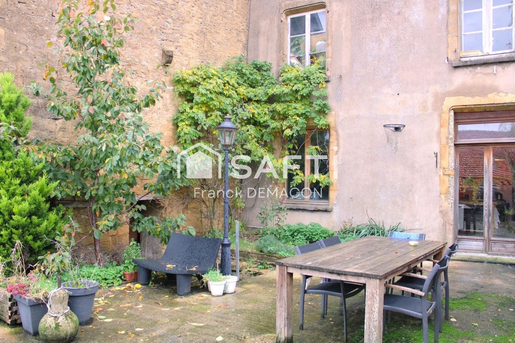 Achat maison à vendre 3 chambres 620 m² - Marville