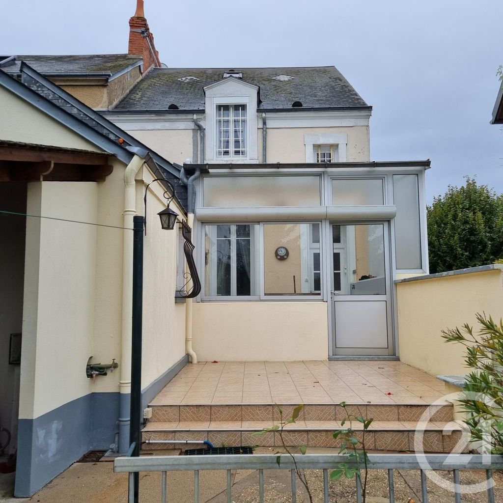 Achat maison à vendre 2 chambres 94 m² - Châteauroux