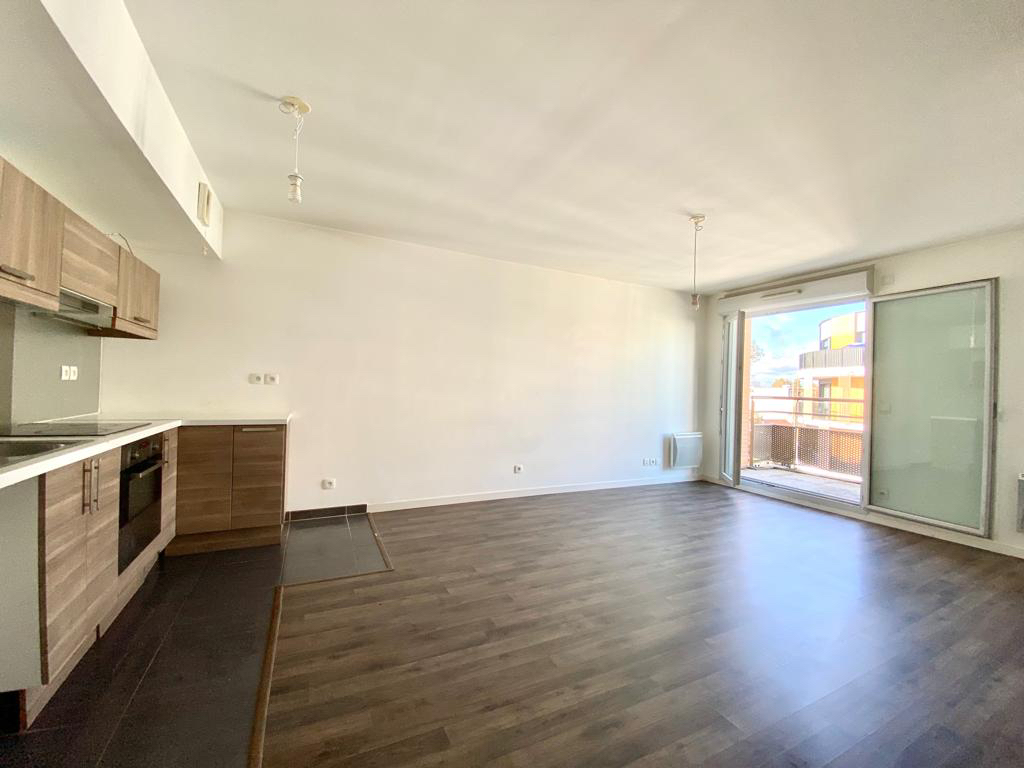 Achat appartement à vendre 4 pièces 74 m² - Nanterre