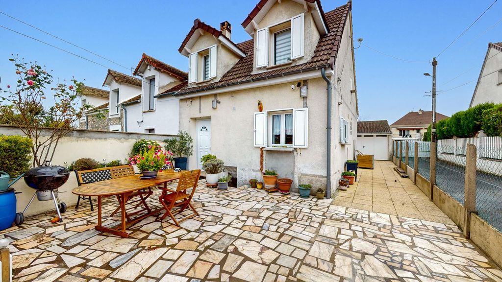 Achat maison à vendre 3 chambres 72 m² - Ballancourt-sur-Essonne