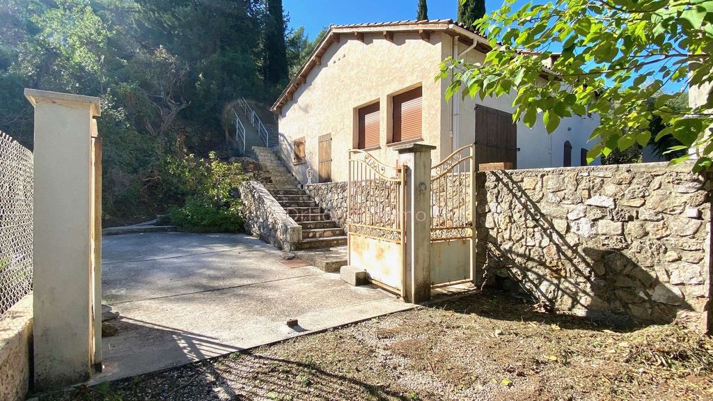 Achat maison à vendre 3 chambres 118 m² - Toulon