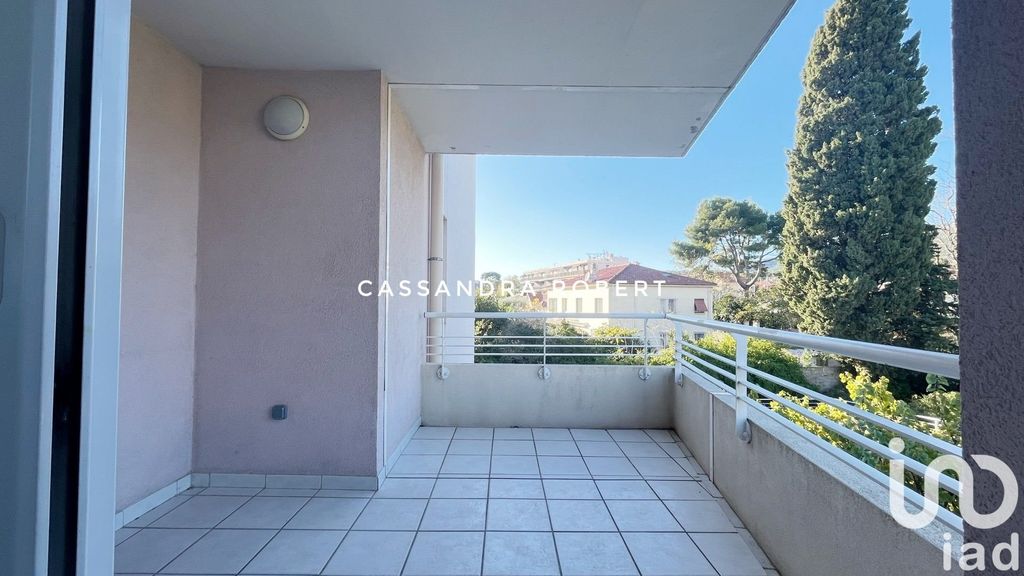 Achat appartement à vendre 3 pièces 77 m² - Toulon