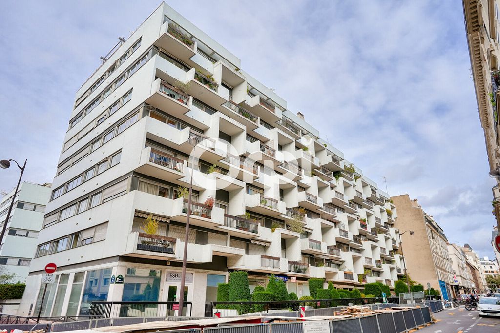 Achat appartement à vendre 3 pièces 77 m² - Paris 11ème arrondissement