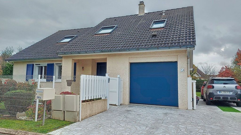 Achat maison à vendre 6 chambres 167 m² - Ozoir-la-Ferrière
