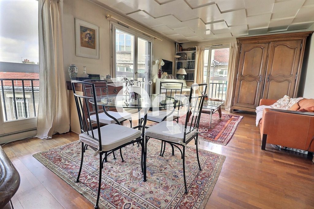 Achat appartement à vendre 3 pièces 70 m² - Paris 19ème arrondissement