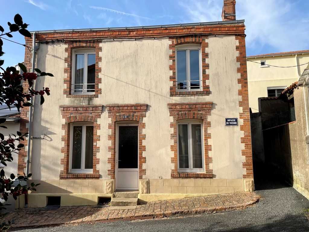 Achat maison à vendre 2 chambres 66 m² - Trémentines