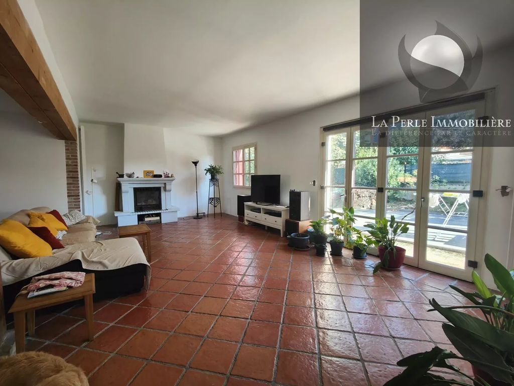 Achat maison à vendre 6 chambres 302 m² - Montauban