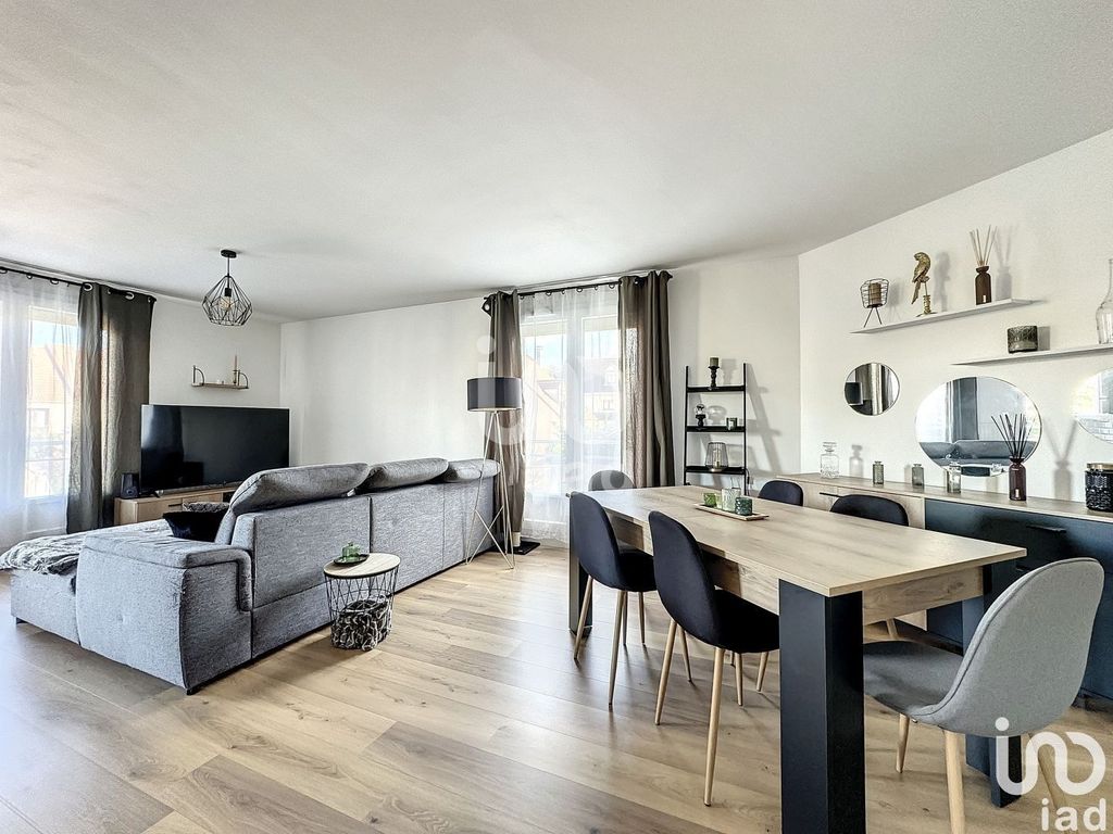 Achat appartement à vendre 3 pièces 71 m² - Pontault-Combault
