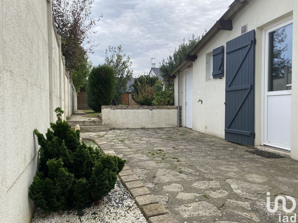Achat maison à vendre 2 chambres 95 m² - Châteauneuf-en-Thymerais
