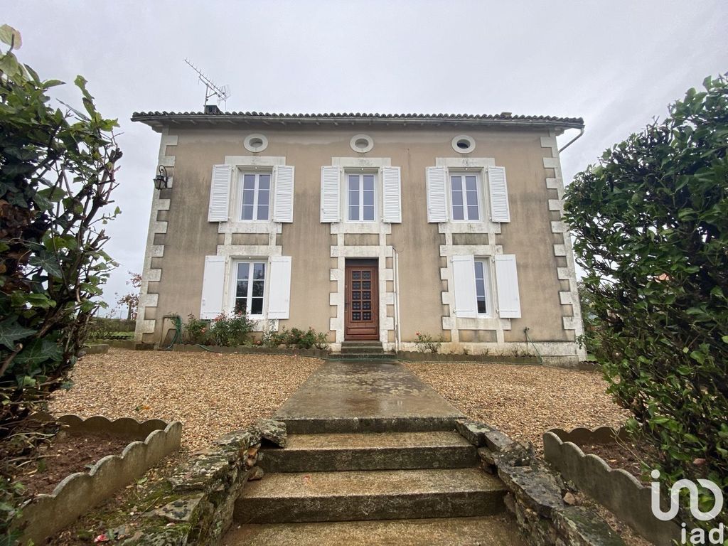 Achat maison à vendre 3 chambres 118 m² - Saint-Germier